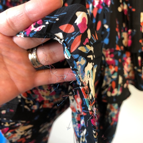 Dee Elly Black Floral Print Tiered Mini Dress Long Sleeve Smocked Waist Large - Picture 14 of 14